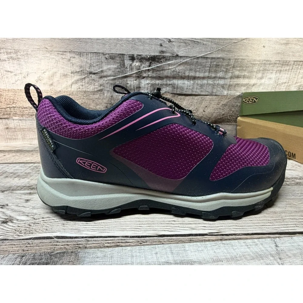 New Keen Children Wanduro Low Height Waterproof Boots Size 5